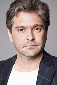 Martín Altomaro in Allá y en Tonces
