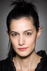 Ceylan Özgün Özçelik in İsimsiz Eserler Mezarlığı