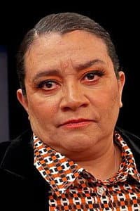 Carmen Ramos in No saltes, Magdalena
