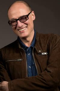 Ray Santilli in Eamonn Investigates: The Alien Autopsy