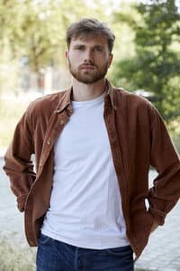 Boris Bouchat in Coward