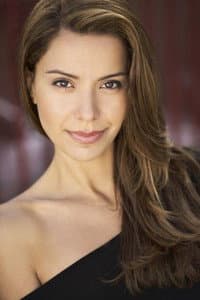 Anna Carolina Alvim in Home Invaders