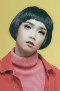 Intan Ayu Purnama in Di Sini Ada Setan: The Movie