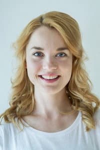 Anna Böhm in Yö ei anna armoa