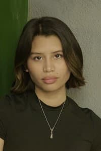 Kelly Tapia in Untether