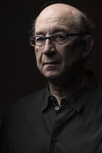 Juan Viadas in Entre todas las mujeres