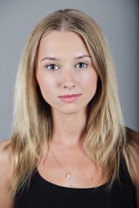 Evgeniya Glotova in Про людей и про войну