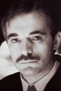 Nacho Martínez in La ley del deseo