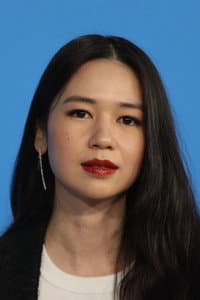 Laura Basuki in Terbang: Menembus Langit