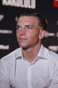 Dennis McCann in Joe Joyce vs. Derek Chisora