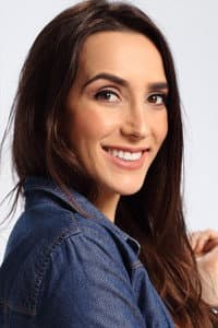 Cinara Vitor in Ursa