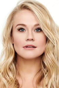 Carrie St. Louis in The Blonde Experiment