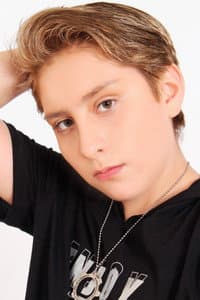 Uriel Reymund in Niños Asesinos