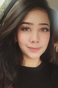 Fatin Afeefa in Tentang Bulan