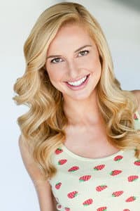 Amy Holt in Loose Ends