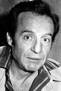 Roberto Gómez Bolaños in Dos locos en escena