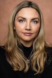 Lucy Hird in Click