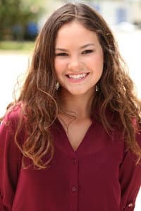 Avery Arendes in Apple of My Eye