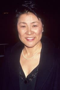 Shizuko Hoshi in Wataridori: Birds of Passage
