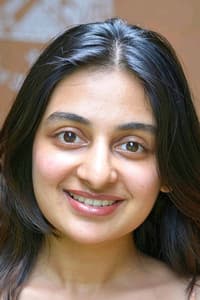 Esther Anil in V3