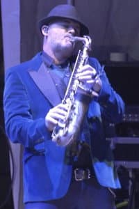 Todd Cooper in Alan Parsons - The Neverending Show: Live in the Netherlands