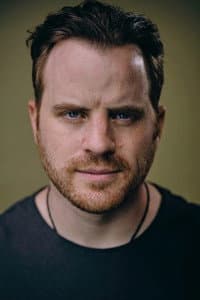 Robert Kazinsky in Warcraft: The Beginning