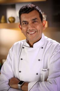 Sanjeev Kapoor in Kuch Spice To Make It Meetha?