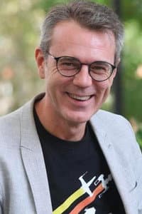 Pedro Vallín in El crítico
