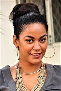 Mumaith Khan in Evadaithe Nakenti