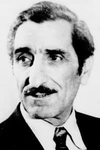 Mukhtar Avsharov in Etiraf