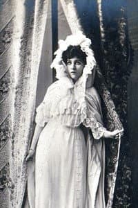Olga Gzovskaya in Liebet das Leben