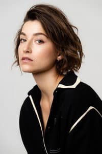 Ava Deluca-Verley in Growing Up Fisher