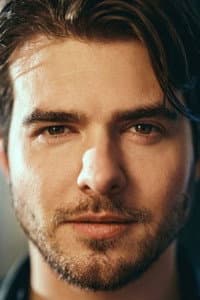 Dan Robins in Amityville Scarecrow 2