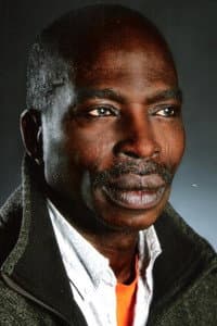 Michael Ojake in Mitfahrer – Jede Begegnung ist eine Chance