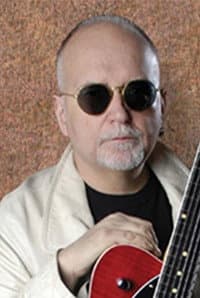 Reeves Gabrels in The Cure - Flow Festival 2019