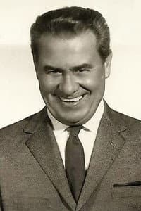 Franz Joham in Martes y trece
