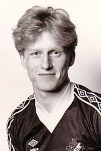 Janne Eriksson in När bollen var rund