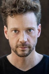 Simon Labelle Ouimet in La première et dernière