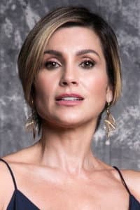 Flávia Alessandra in Não Se Preocupe, Nada Vai Dar Certo!