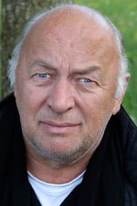 Wolfgang Müller in Neander Jin - Die Rückkehr des Neandertalers