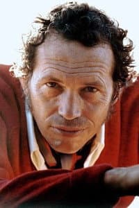 Warren Oates in Sleeping Dogs