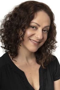 Josie Antello in Resurrezione