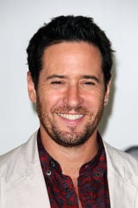 Rob Morrow in Going Shopping
