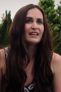 Shauna Richardson in Next Door