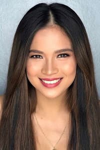 Louise delos Reyes in Parola