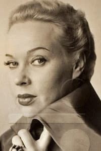 Lola Brah in A Pensão de D. Estela