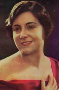 Carmen Viance in La casa de la lluvia