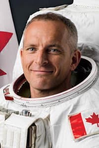 David Saint-Jacques in Elisapie : faire face à la musique