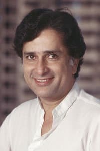 Shashi Kapoor in Chakkar Pe Chakkar