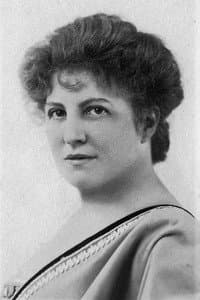 Zeffie Tilbury in Desire
